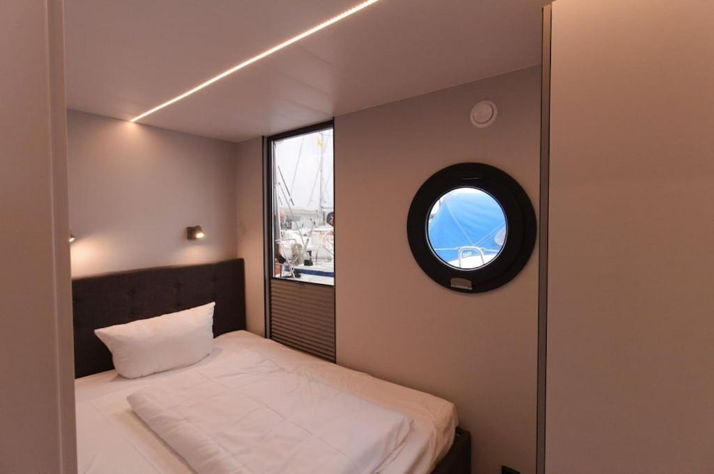 Hausboot Fjord Meeresbrise Mit Dachterrasse In Flensburg Exteriör bild
