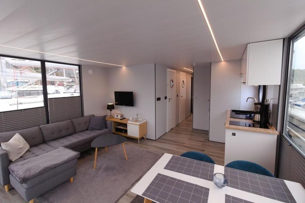 Hausboot Fjord Meeresbrise Mit Dachterrasse In Flensburg Exteriör bild